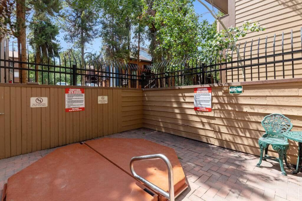 Downtown Chalet Close To Main St With Pool And Hot Tub Breckenridge Luaran gambar